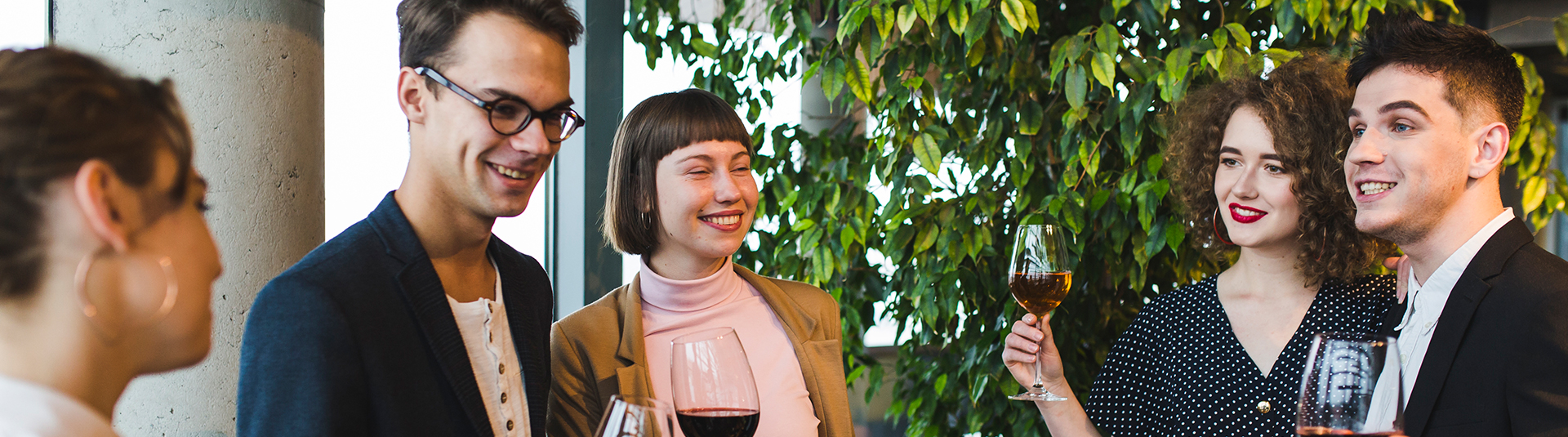You're-invited-to-happy-hour!
